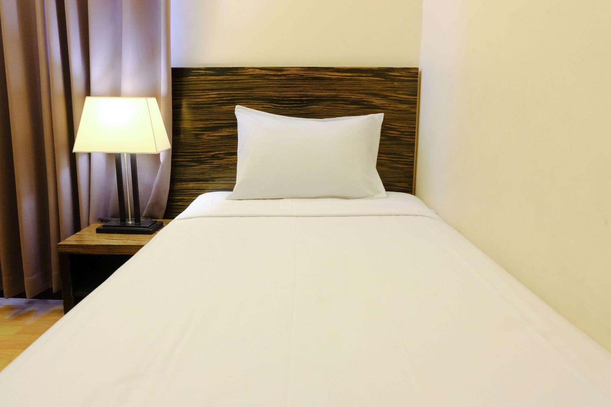 Modern Look 3br At Braga Walk By Travelio